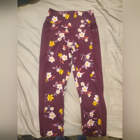 PINK flower patterned yoga pants - Picture 2 of 4